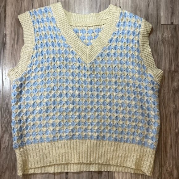 Hand knit blue and white sweater vest - Picture 2 of 3
